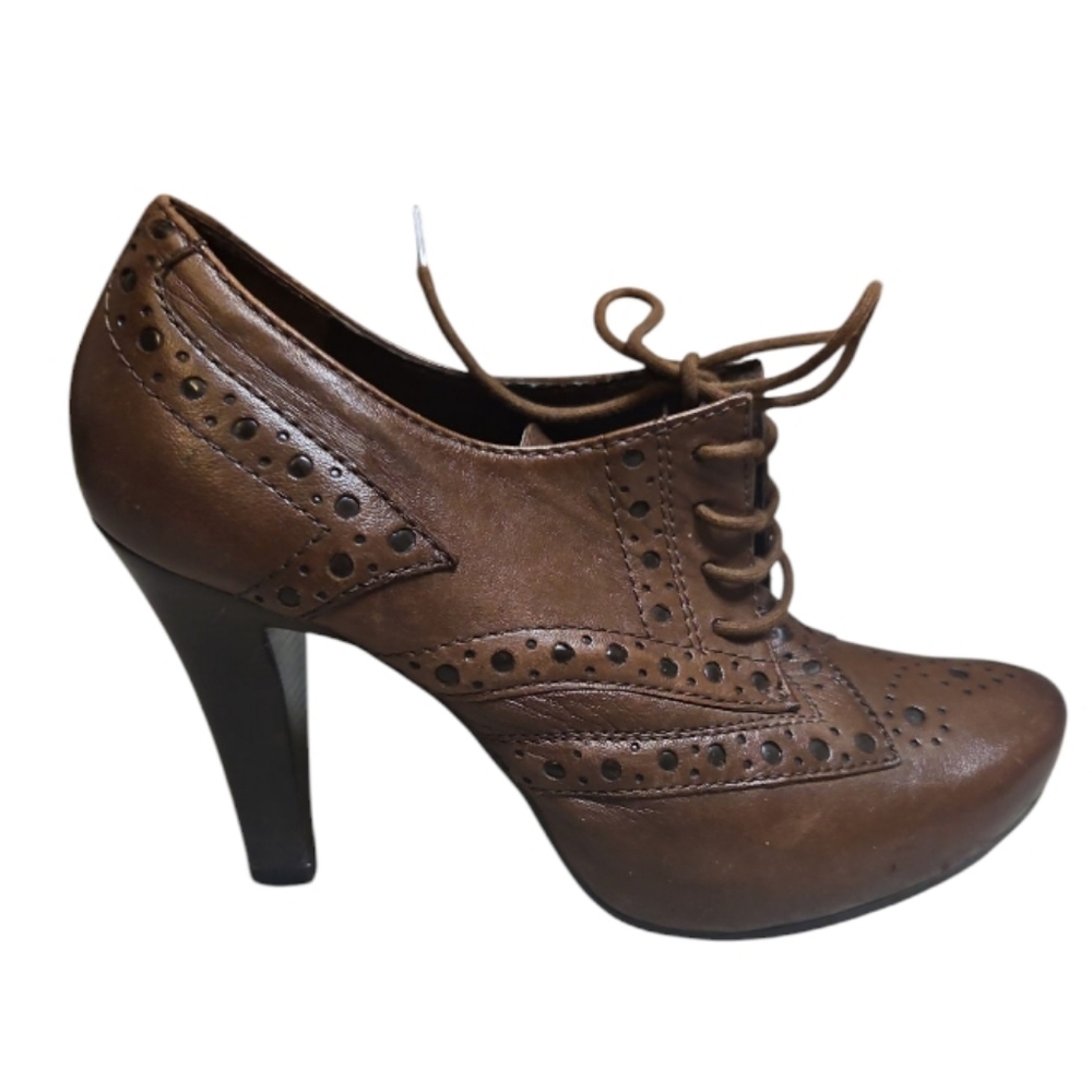 Gianni Bini - Retro Brown Wing Tip Lace-Up Oxford-Style Platform Pumps 8.5